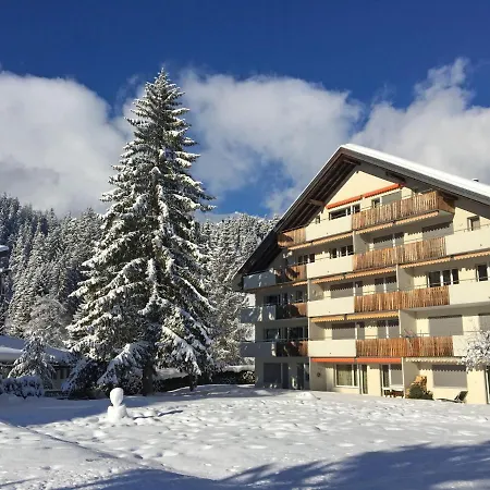 Val Signina-1 By Interhome Laax